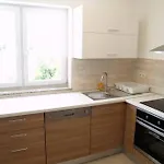 In With Terrace, Air Conditioning, Wifi, Washing Machine Apartman Preko