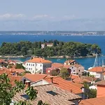 In With Terrace, Air Conditioning, Wifi, Washing Machine Apartman Preko