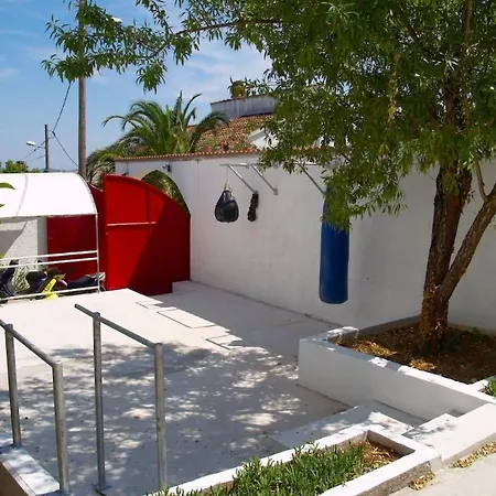 Daire In With Terrace, Air Conditioning, Wifi, Washing Machine *