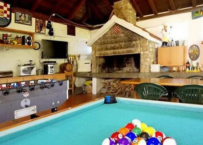 아파트 In With Terrace, Air Conditioning, Wifi, Washing Machine