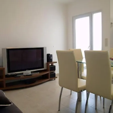 In With Terrace, Air Conditioning, Wifi, Washing Machine * Preko