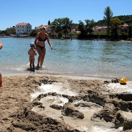 Lejlighed In With Terrace, Air Conditioning, Wifi, Washing Machine