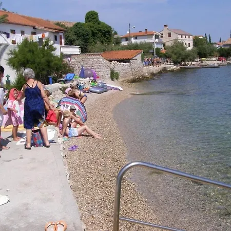 In With Terrace, Air Conditioning, Wifi, Washing Machine Lejlighed