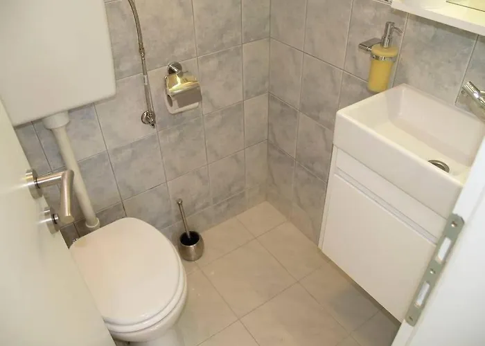 In With Terrace, Air Conditioning, Wifi, Washing Machine Апартаменты