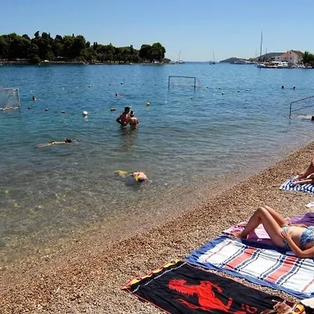 In With Terrace, Air Conditioning, Wifi, Washing Machine Apartamento