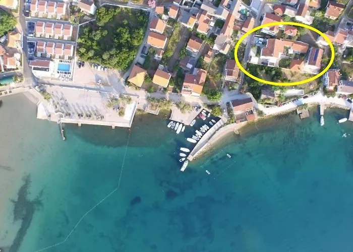 Appartamento In With Terrace, Air Conditioning, Wifi, Washing Machine *